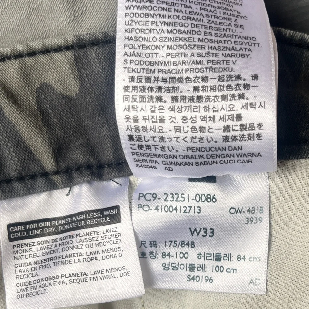 Levi Straus & Co Two Horse Brand Carrier Cargo Shorts Men Size 33